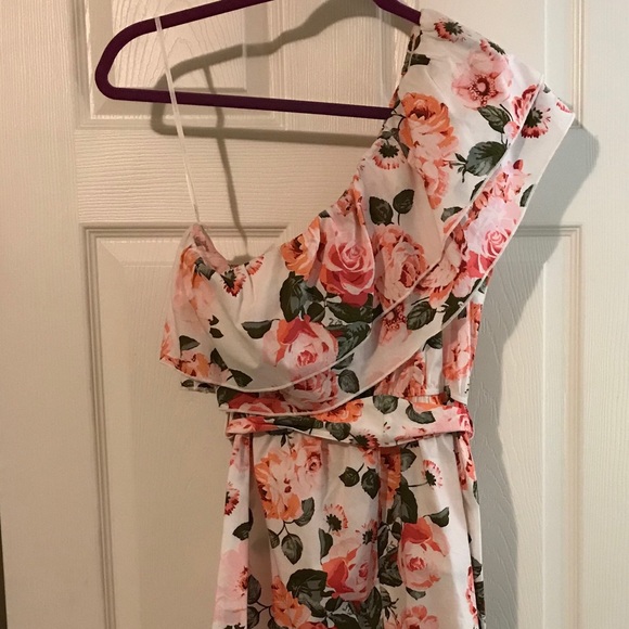 One shoulder floral dress - Picture 3 of 5